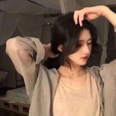 间谍嬉春